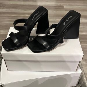 BAMBOO Black Women's Block Heels size 6